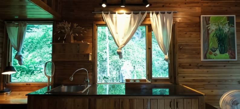 吉婆岛蓝色泻湖酒店(Blue Lagoon Cat Ba)图片