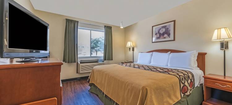 登顿速8酒店(Super 8 by Wyndham Denton)图片