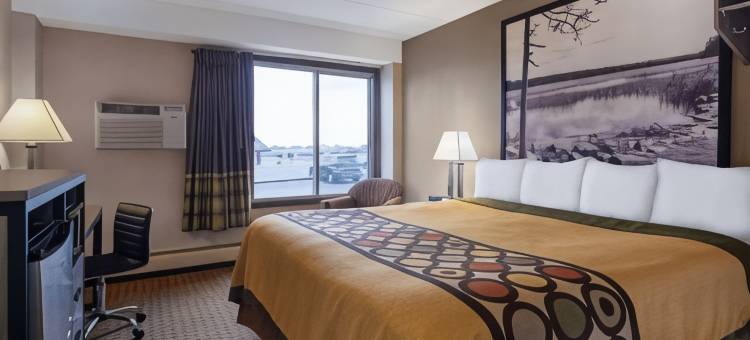 奥瓦通纳速8酒店(Super 8 by Wyndham Owatonna)图片