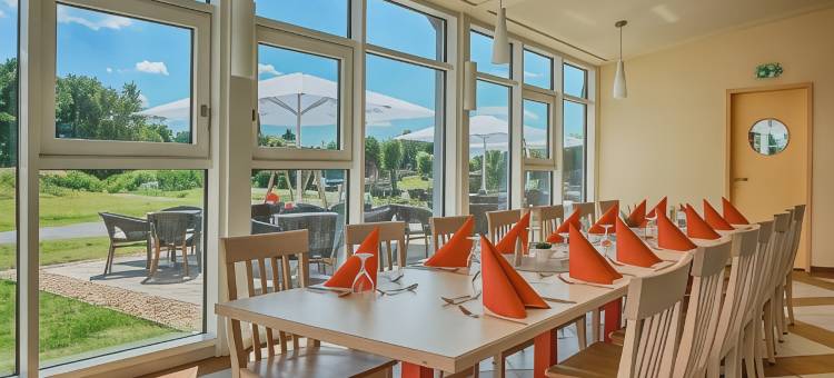 于利希布肯霍夫公园胡法酒店(Jufa Hotel im Brückenkopfpark - Jülich)图片