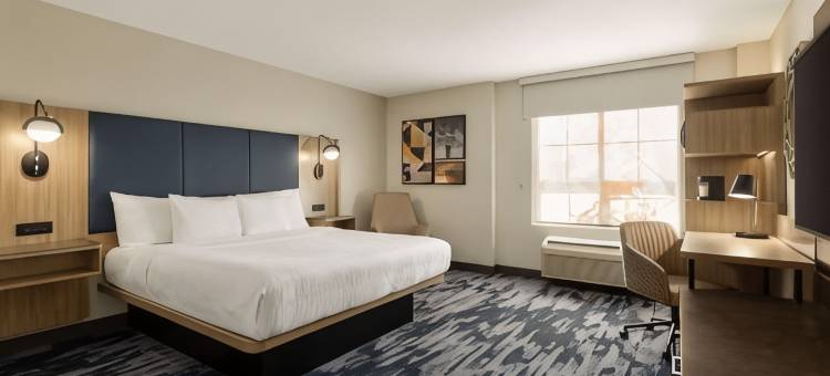 奥斯汀西南拉昆塔温德姆套房酒店(La Quinta Inn & Suites by Wyndham Austin Southwest)图片