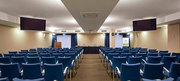 萨莱诺卡瓦德蒂雷尼假日酒店(Holiday Inn Salerno - Cava De' Tirreni)图片