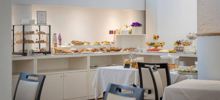 卡罗费利切酒店(Hotel Carlo Felice)图片