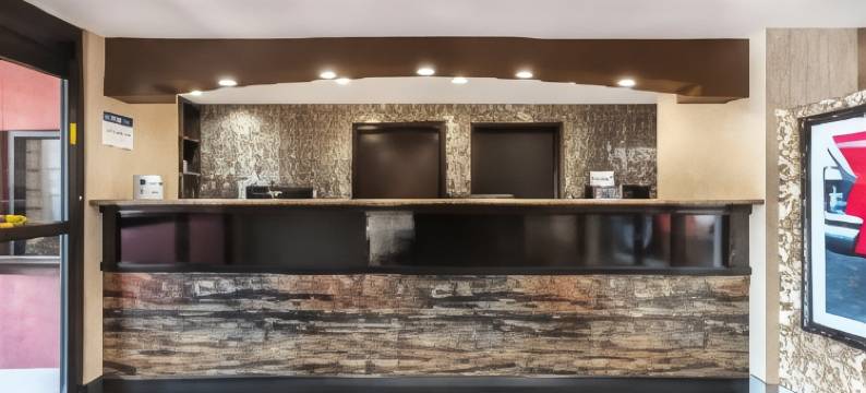 杰克逊市中心-体育馆贝斯特韦斯特优质酒店(Best Western Plus Jackson Downtown-Coliseum)图片