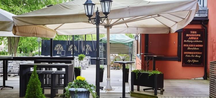 雪平比谢普斯阿姆斯酒店(Hotel Bishops Arms Köping)图片