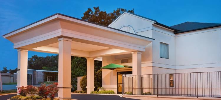 奥格尔索普堡-查特TN区温德姆速8酒店(Super 8 by Wyndham Ft. Oglethorpe GA/Chatt TN Area)图片