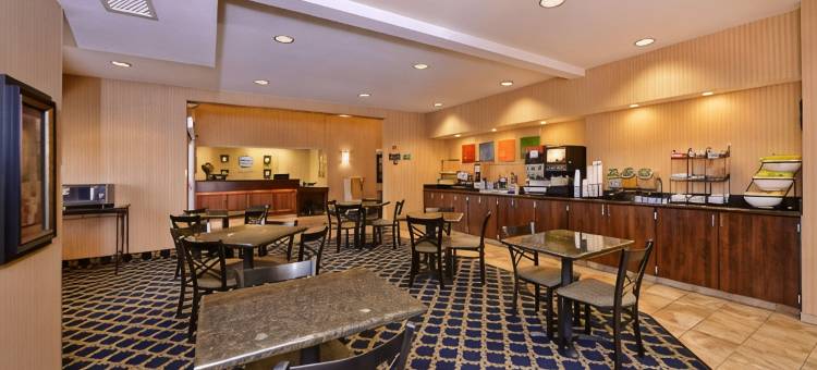 阿尔伯特利舒适酒店(位于步道旅行中心)(Comfort Inn Albert Lea at Trails Travel Center)图片