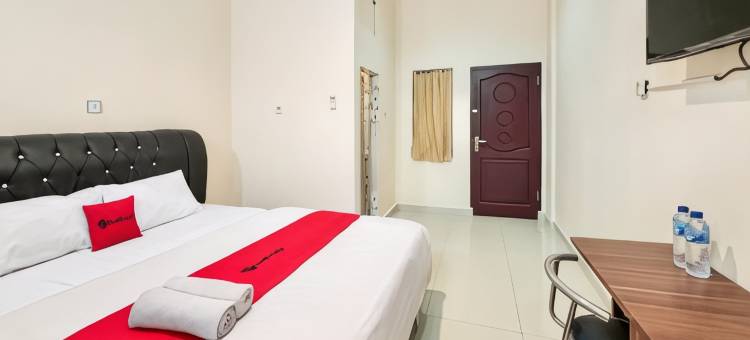 霍姆斯泰252沙里亚(RedDoorz at Golden Gateway Medan)图片