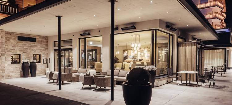 哈比彻霍夫酒店(Hotel Habicher Hof - Your 4-Star Superior Wellness Hideaway)图片