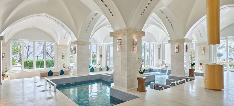 希尔顿萨尔瓦海滩度假村及别墅(Hilton Salwa Beach Resort & Villas)图片