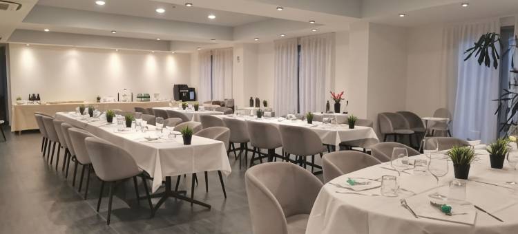 马士朗尼度假酒店 - 阿尔贝雷塞，格罗塞托(Maestrale Resort Hotel - Grosseto)图片