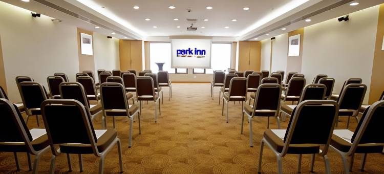 黄金郁金香马斯喀特(Golden Tulip Muscat)图片