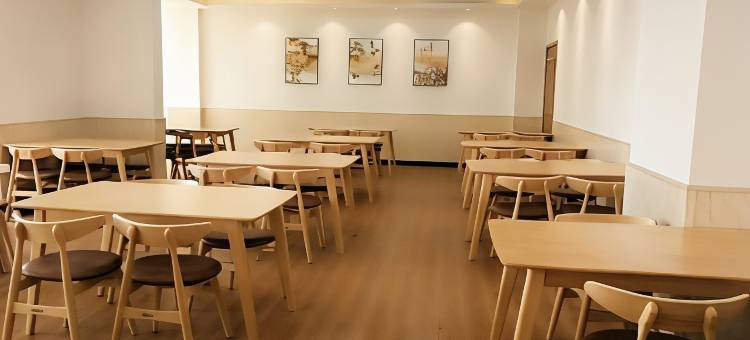 格林豪泰酒店(阜阳高铁站技师学院店)图片