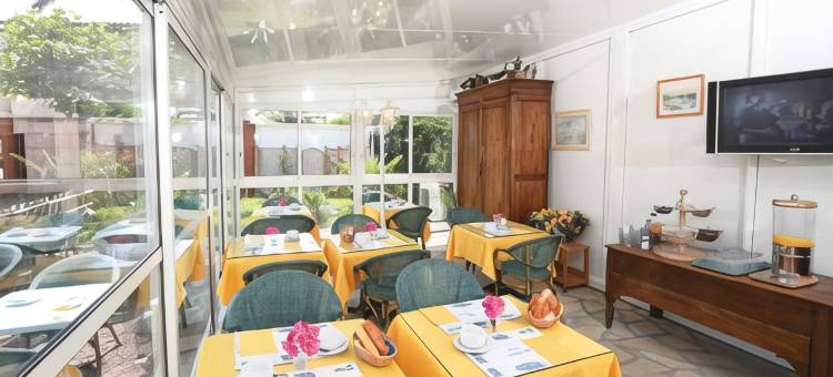 艾丝特雷拉罗吉斯酒店(Logis Hotel l'Esterella)图片