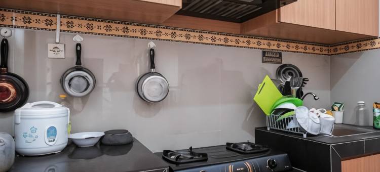 库尔科斯特清真酒店-近斯里韦达丽公园拉维延(KoolKost Syariah Near Taman Sriwedari Laweyan)图片