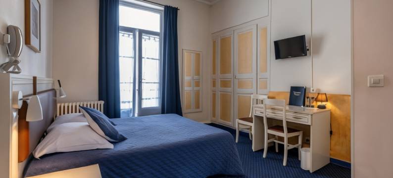 蒙塔尔吉斯中央酒店(Logis Hôtel Central)图片