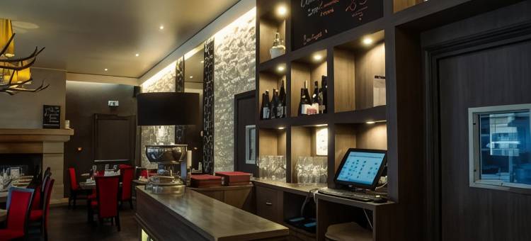 德拉普拉斯酒店(Logis -Hotel & Restaurant de la Place)图片