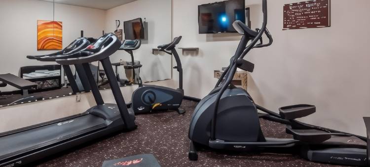 华基尼贝斯特韦斯特优质套房酒店(Best Western Plus Wakeeney Inn  Suites)图片