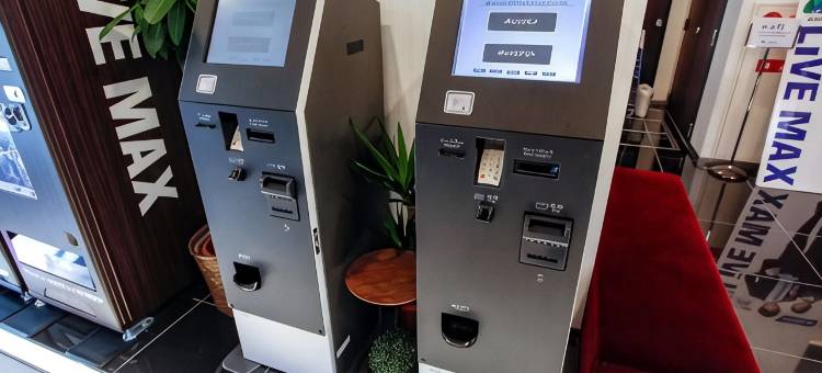 利夫马克斯酒店-横滨站西口店(HOTEL LiVEMAX Yokohama-Eki Nishiguchi)图片