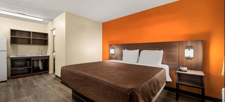 郊区工作室温斯顿塞勒姆靠近汉斯购物中心(Suburban Studios Winston-Salem Near Hanes Mall)图片