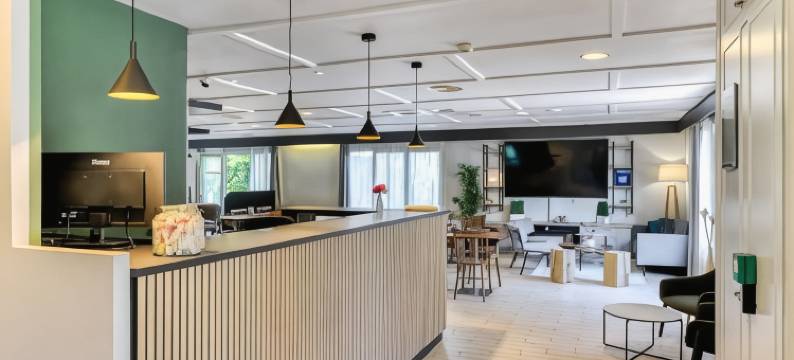 波尔多东阿尔蒂格康铂自然酒店(Campanile NATURE - Bordeaux Est Artigues)图片