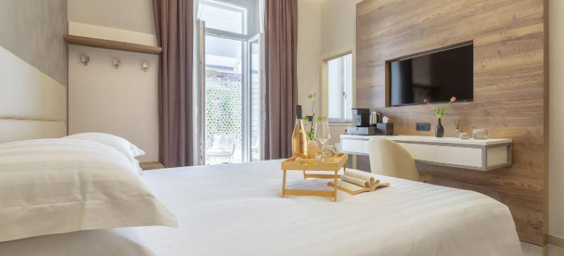 MESBEGLIA 豪华客房(Mesbeglia Luxury Rooms)图片