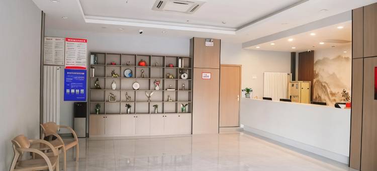 巴里岛假日酒店(蓬莱阁海水浴场店)图片
