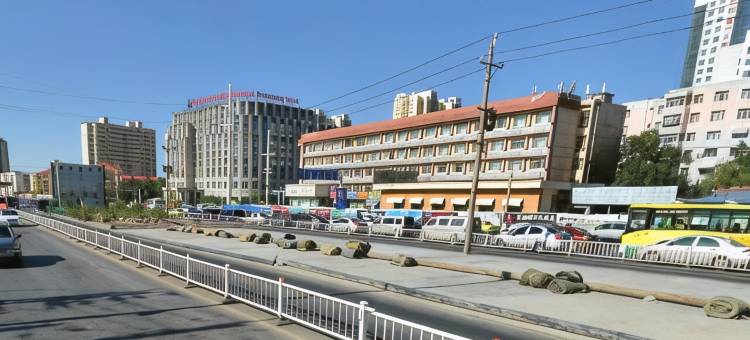 星辰酒店(乌鲁木齐铁路局地铁站店)图片