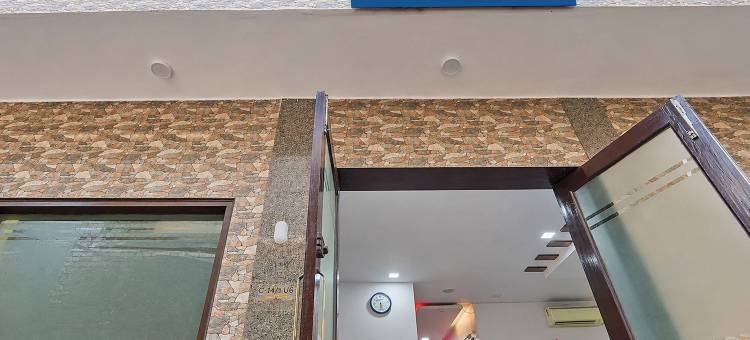 FabHotel Shri Rawat Kunj - 距离班克比哈里庙150米(Fabhotel Shri Rawat Kunj - 150m from Banke Bihari Temple)图片
