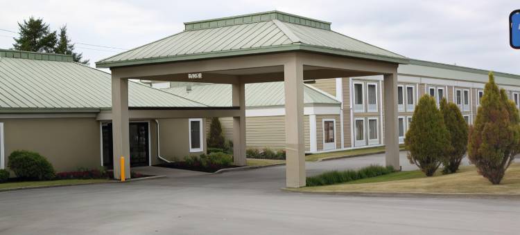 大学区凯隆套房酒店(Clarion Inn & Suites - University Area)图片