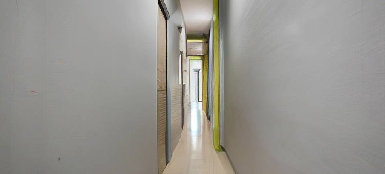 红多兹酒店-近丹绒杜仁2号(RedDoorz Near Tanjung Duren 2)图片