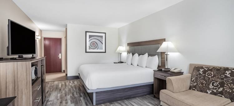 亨德森维尔温德姆华美达酒店(Ramada by Wyndham Hendersonville)图片