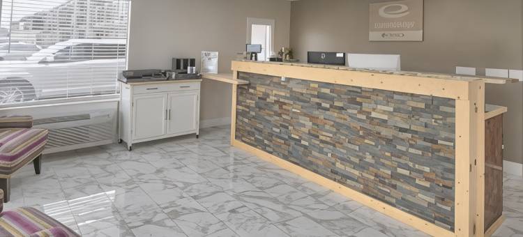 赛维尔维尔 - 鸽子谷河滨伊克诺旅馆(Econo Lodge Sevierville-Pigeon Forge on the River)图片