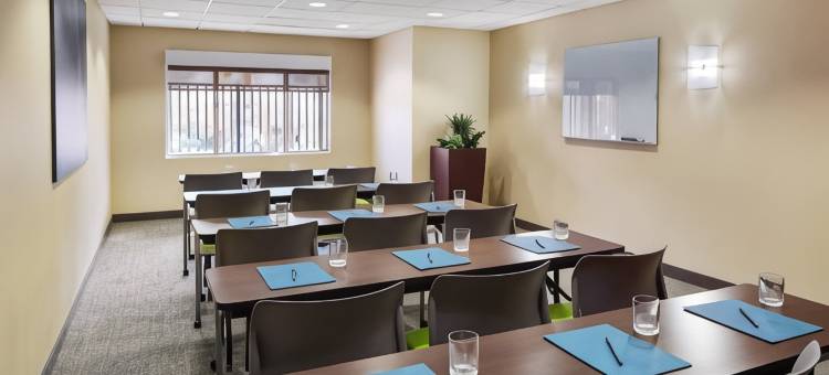 坦佩亚利桑那米尔斯购物中心万豪SpringHill酒店(SpringHill Suites Tempe at Arizona Mills Mall)图片