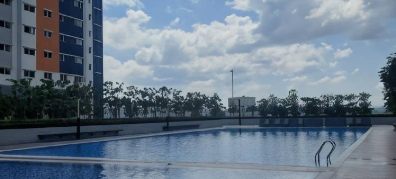 吉隆坡国际机场旅行民宿 - 3房2卫 - 无线网络和奈飞(KLIA Travel Homestay - 3R 2B - Wifi & Netflix)图片