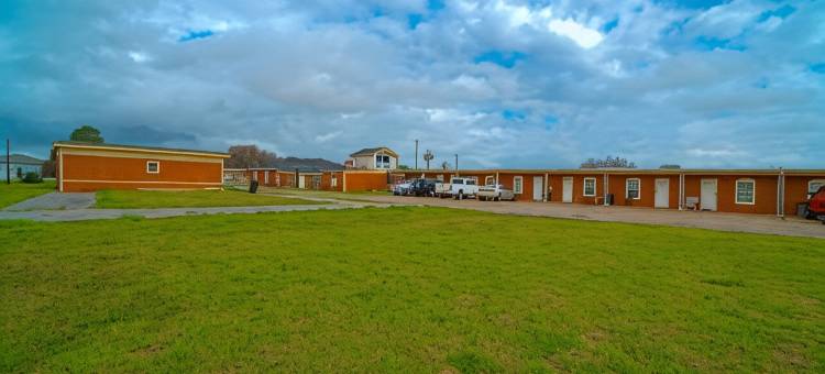 OYO 埃德纳德克萨纳汽车旅馆(Texana Inn Edna by OYO)图片