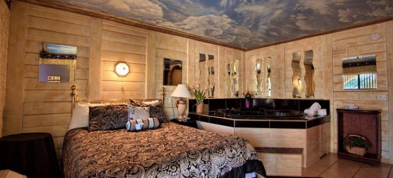 约书亚树国家公园美洲最佳价值套房酒店(Americas Best Value Inn and Suites Yucca Valley)图片