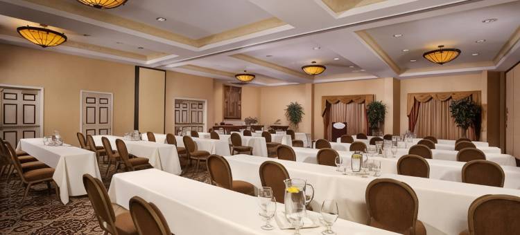 曼哈顿海滩LAX艾尔斯酒店(Ayres Hotel Manhattan Beach LAX)图片