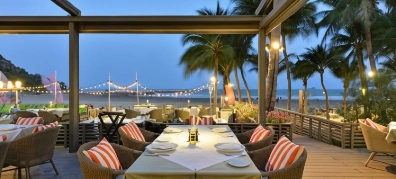 华欣安纳塔西拉海滩度假村(Anantasila Beach Resort Hua Hin)图片