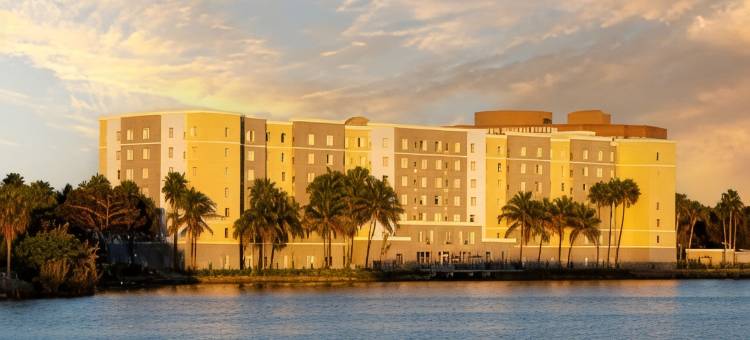 迈阿密机场蓝色泻湖Homewood套房酒店(Homewood Suites by Hilton Miami - Airport/Blue Lagoon)图片