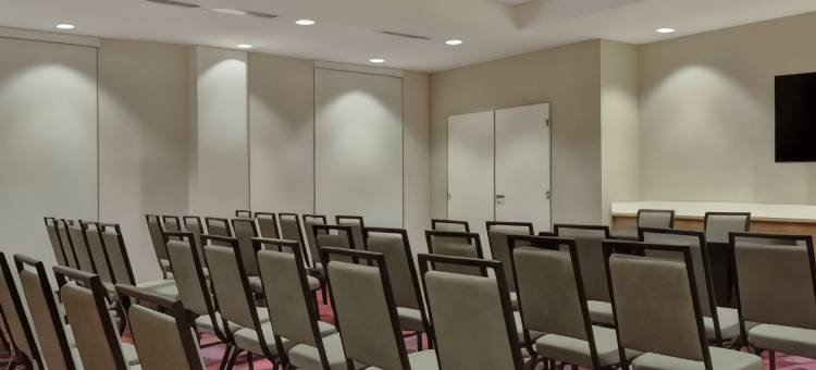 佛罗里达西棕榈滩机场希尔顿惠庭酒店(Home2 Suites by Hilton West Palm Beach Airport)图片