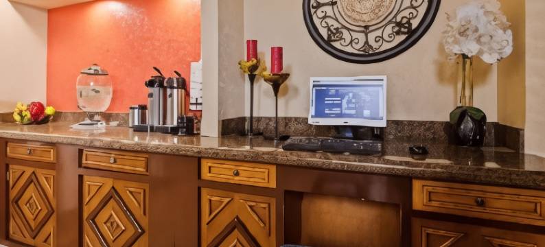 美国贝斯特韦斯特酒店(Best Western Americana Inn)图片