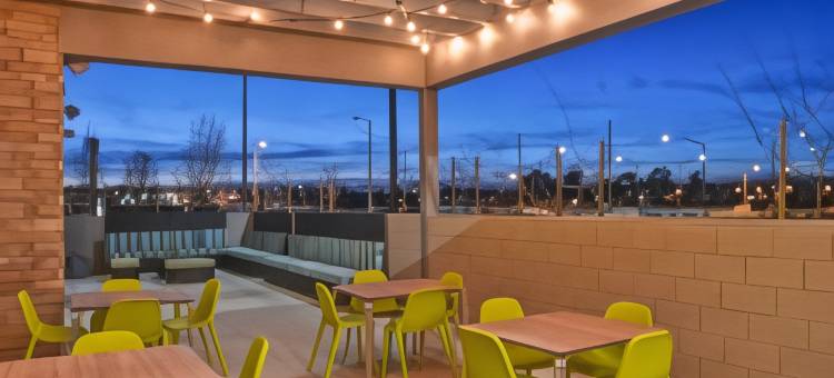 帕姆代尔希尔顿惠庭酒店(Home2 Suites by Hilton Palmdale)图片