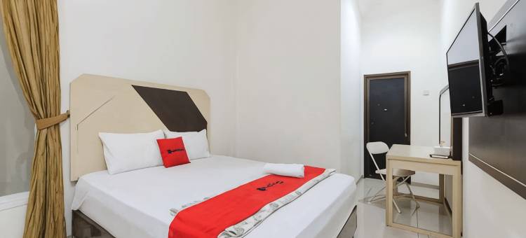 RedDoorz at Jatiwaringin Near Exit Toll Pondok Gede图片