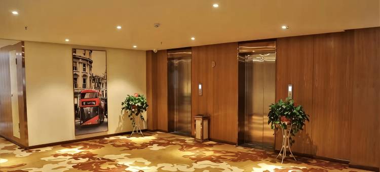喆非酒店(庐江三食六巷汤池温泉度假区店)图片
