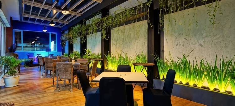 芝拉扎中心高级酒店(Atrium Premiere Cilacap)图片