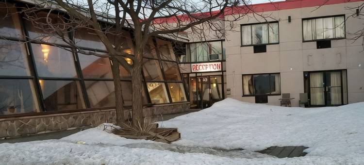 蒙特利尔机场美吟酒店(Baymont by Wyndham Montreal Airport)图片