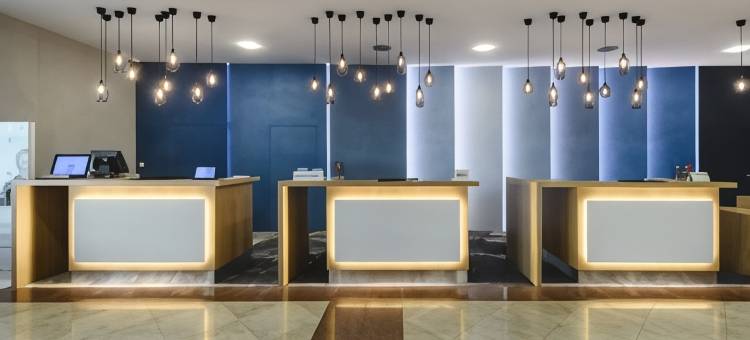 华沙机场万怡酒店(Courtyard Warsaw Airport)图片