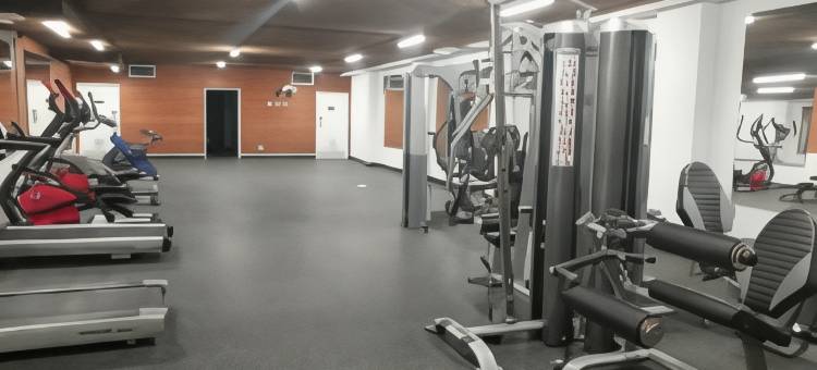 克雷斯特伍德酒店(Crestwood Hotel)图片