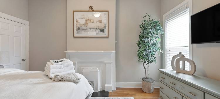 弗吉尼亚独特舒适现代农舍风里士满市中心度假屋(Unique Modern Farmhouse Comfort in the Heart of Richmond VA)图片